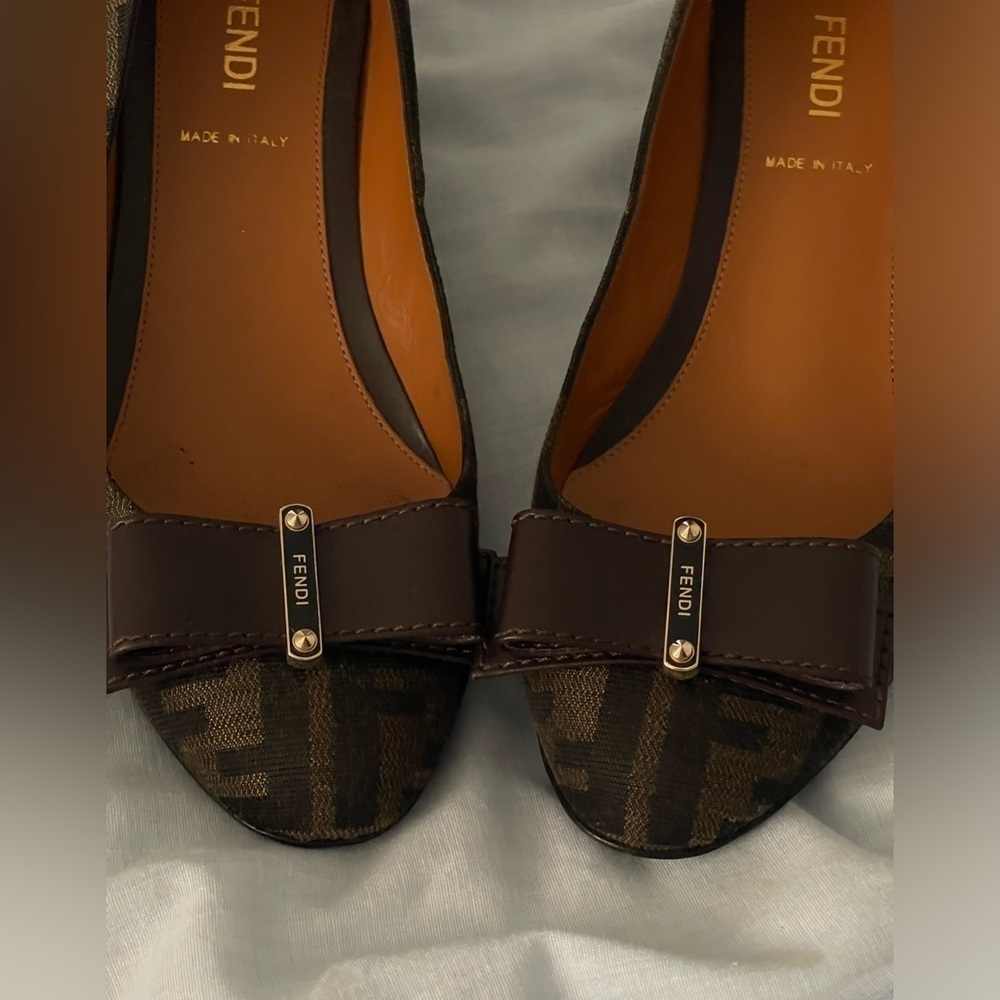 Real FENDI zucca wedges in size 35 brown bow - Picture 9 of 14